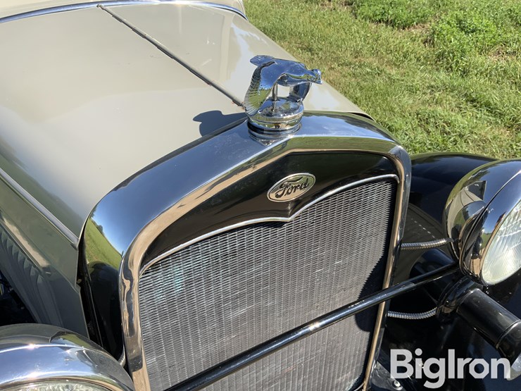 1931-ford-model-a-car-image-11