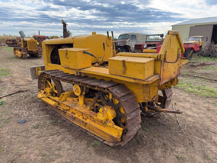 caterpillar-twenty-eight-image-5