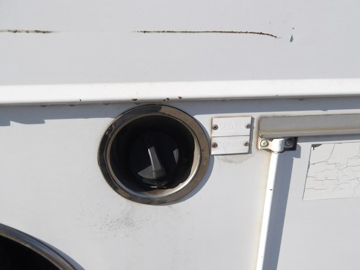 2010-ford-f450-mechanics-truck-image-9