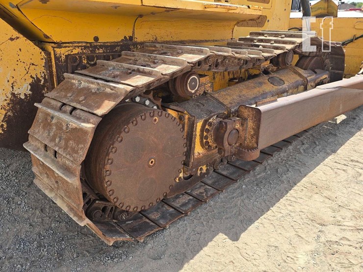 2008-deere-750j-image-34