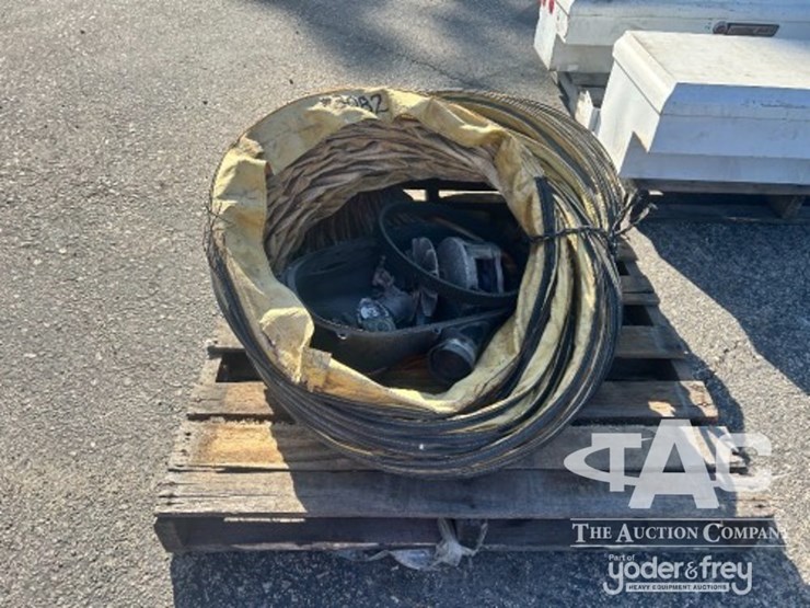 24"-manhole-ducting-image-1