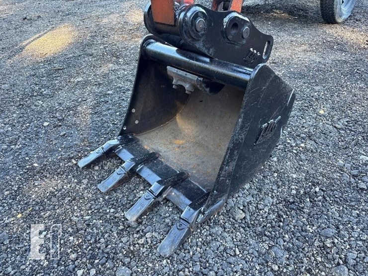 2019-kubota-u35-4-image-11
