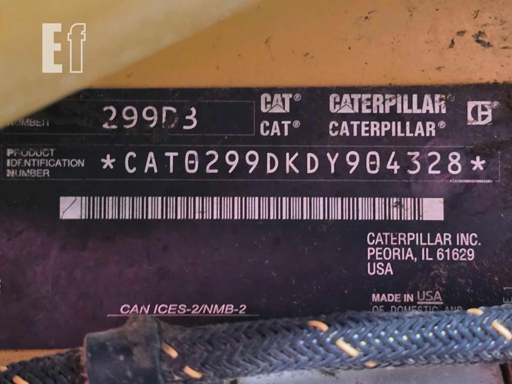 2021-caterpillar-299d3-image-38
