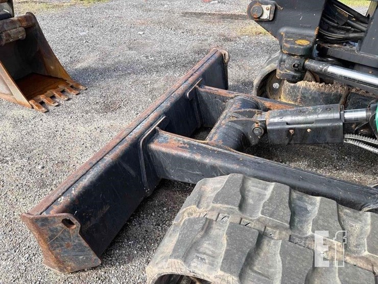 2019-jcb-85z-1-image-20