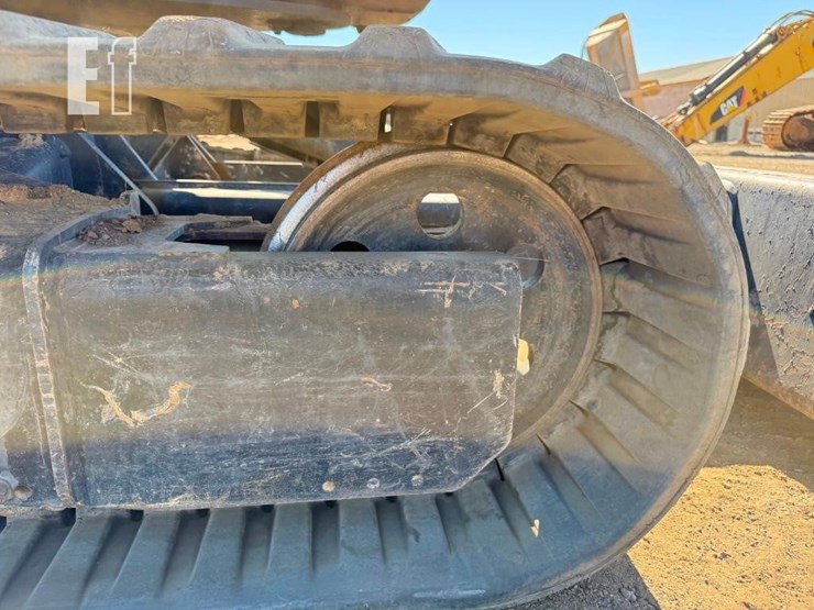 2019-jcb-85z-1-image-25