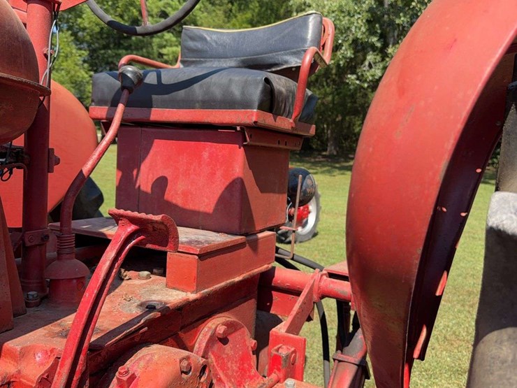 farmall-super-m-image-29