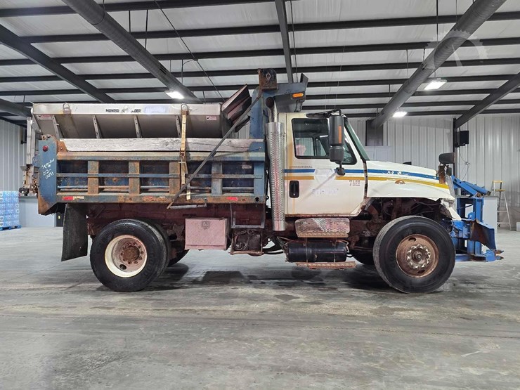 2005-international-workstar-7400-image-6