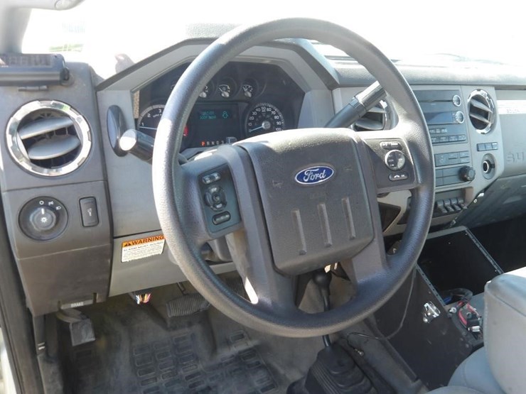 2015-ford-f450-mechanics-truck-image-29