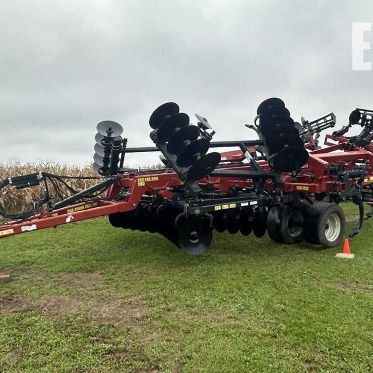 CASE IH ECOLO-TIGER 875
