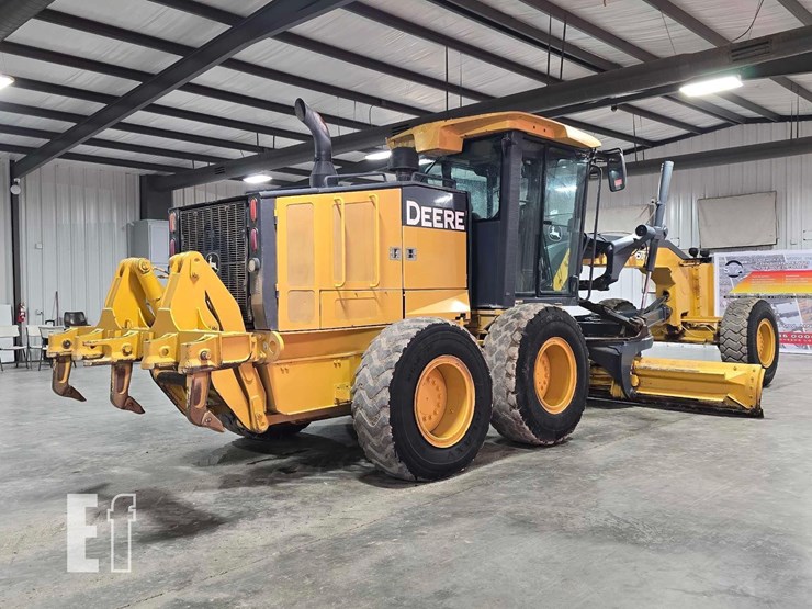 2012-deere-672g-image-3