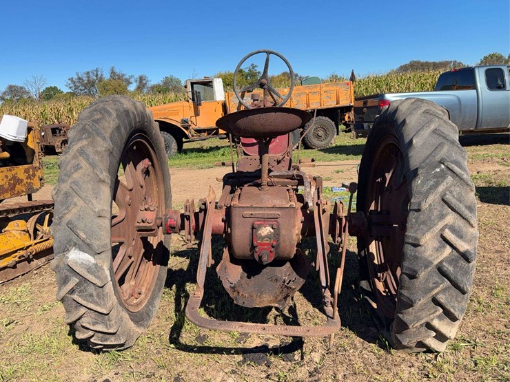 farmall-f-14-image-4