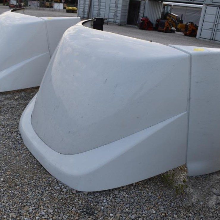 VOLVO COMPATIBLE WIND DEFLECTOR 49254