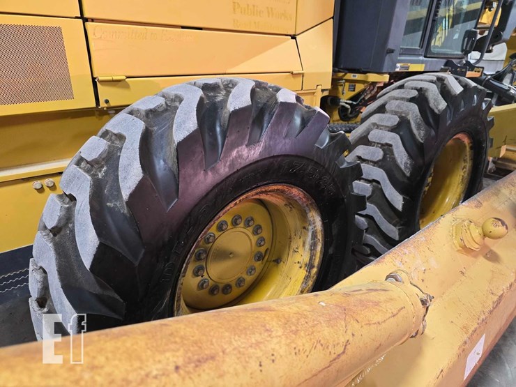 2018-deere-770g-image-35