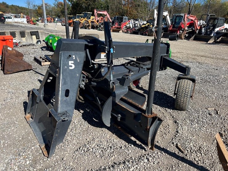 bobcat-bobcat-8'-skid-steer-grader-image-3
