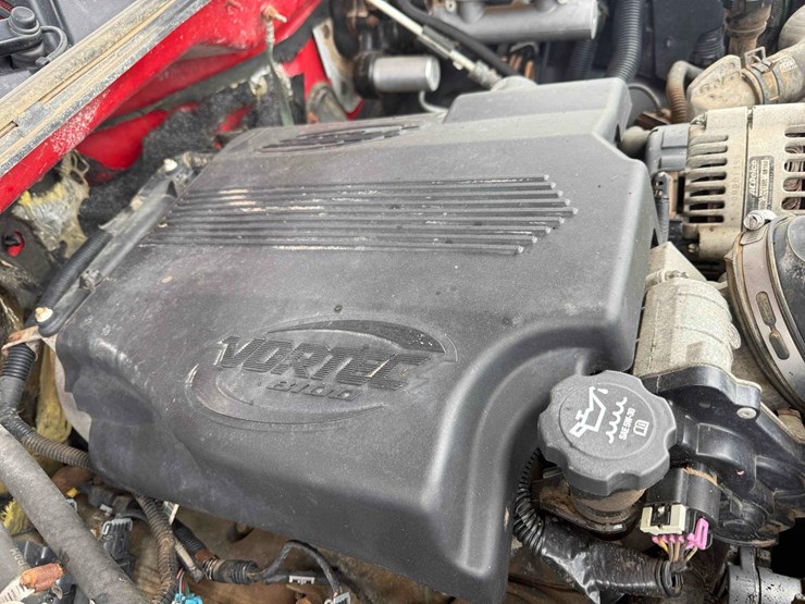 2004-cherolet-3500-service-pickup-image-36