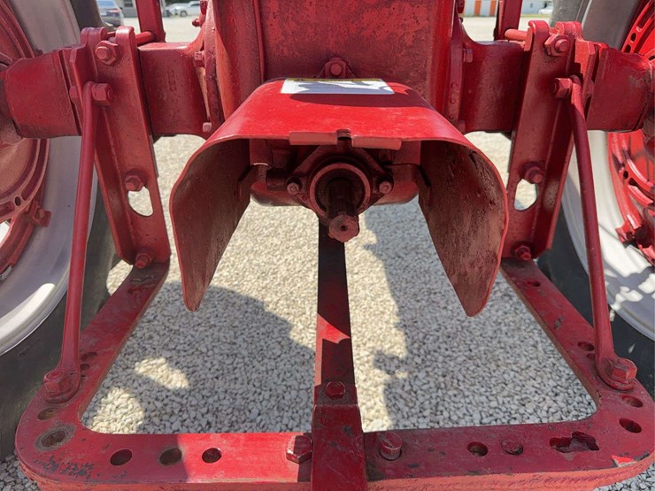 farmall-h-image-39