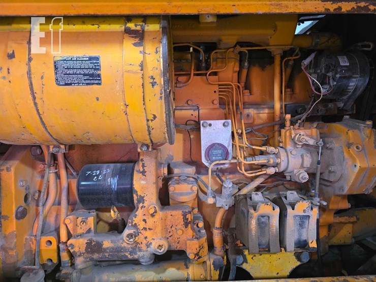 1979-deere-772a-image-22