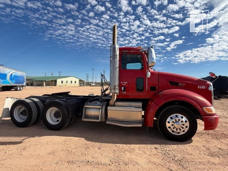 2012-peterbilt-386-image-5