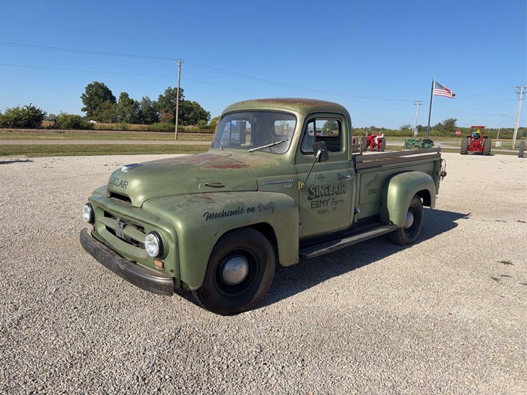 1953-international-r-112---tons-of-upgrades!-image-3