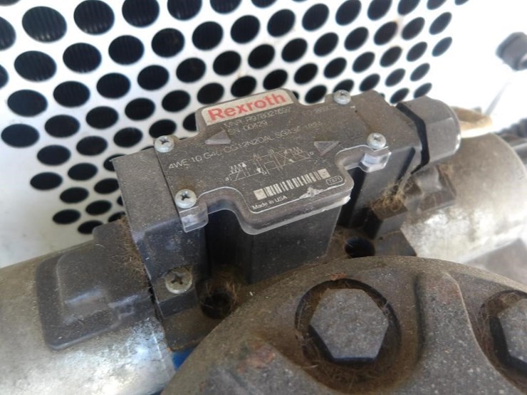 2010-ford-f450-mechanics-truck-image-23
