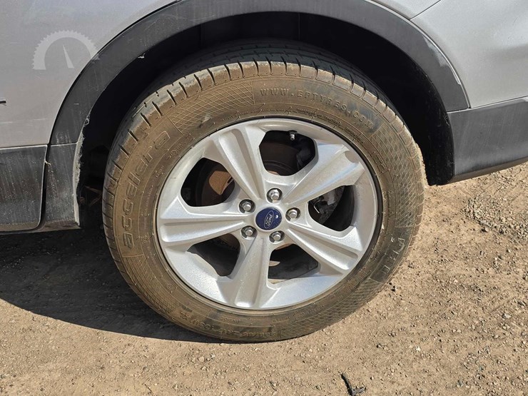 2013-ford-escape-image-17