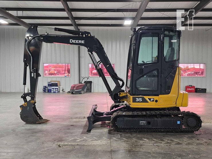 2025-deere-35-p-tier-image-5