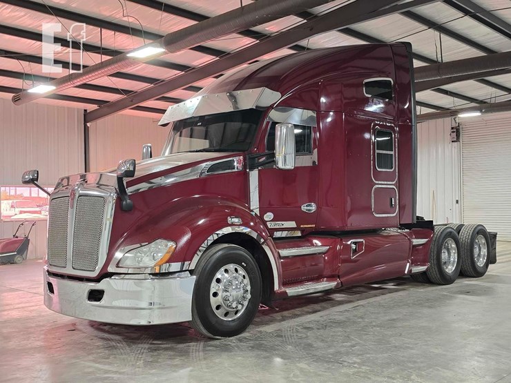 2020-kenworth-t680-image-1