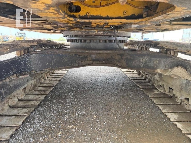 2014-caterpillar-320el-image-27