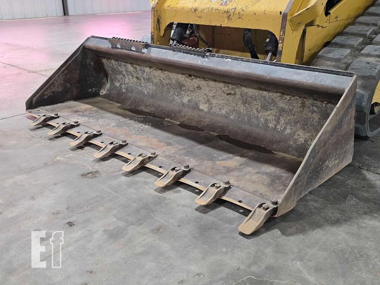 2022-caterpillar-289d3-image-9