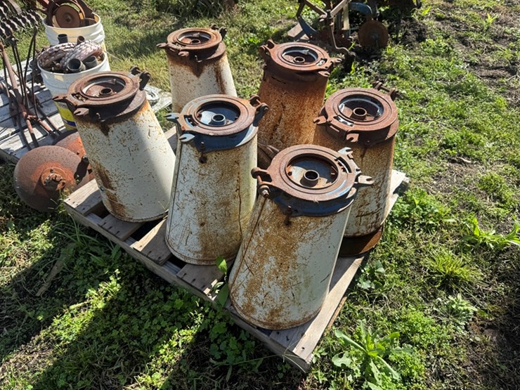 ford-planter-parts-image-3
