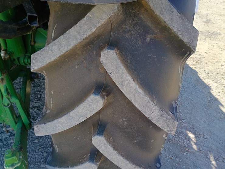 john-deere-6430-image-92