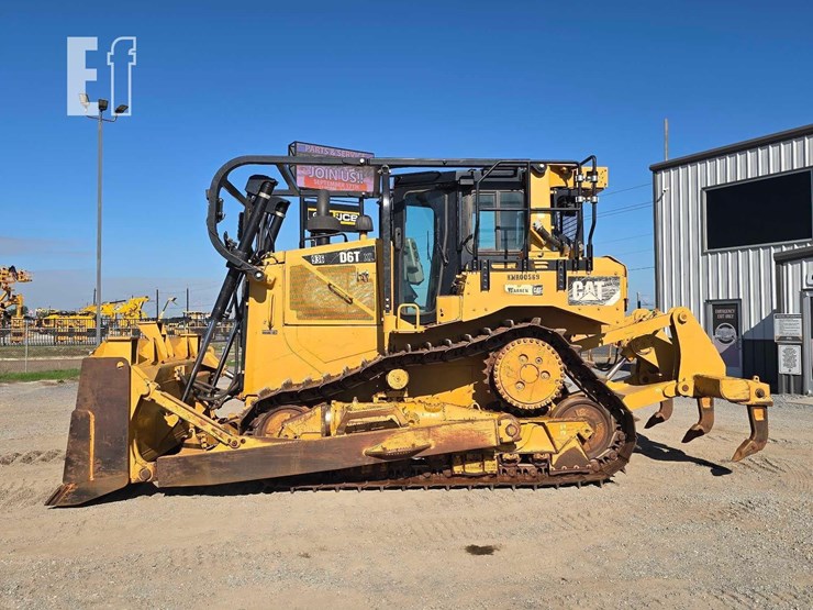 2016-caterpillar-d6t-xl-image-5