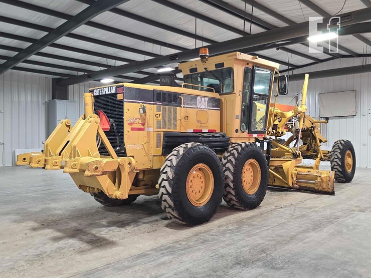 2004-caterpillar-143h-image-3