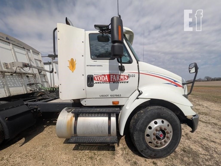 2007-international-transtar-8600-image-5