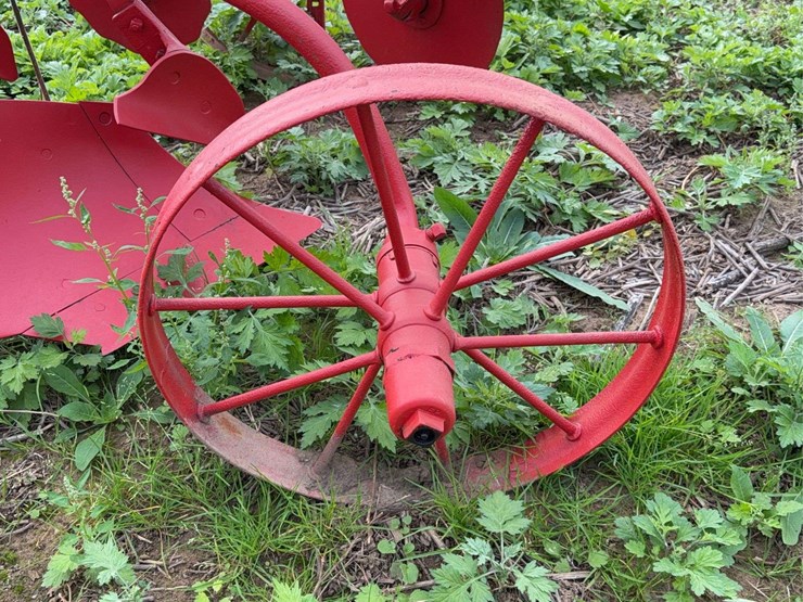 oliver-two-bottom-plow-image-21