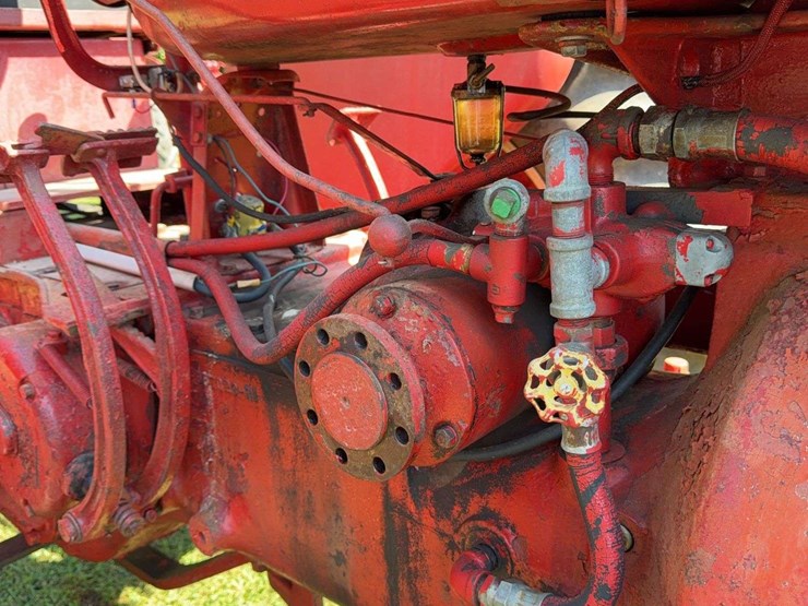 farmall-super-m-image-16