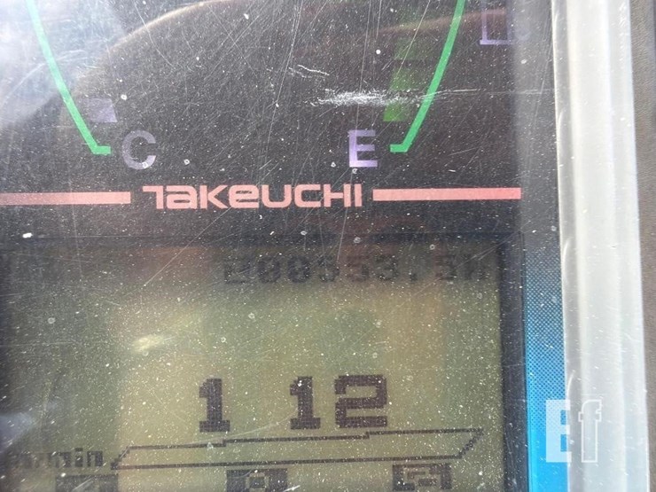 2018-takeuchi-tb230-image-28