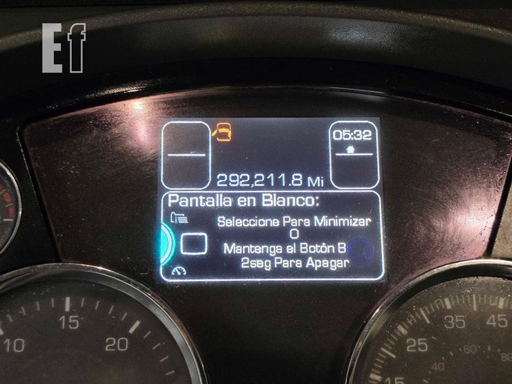 2015-kenworth-t680-image-13