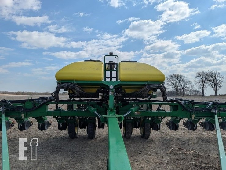 john-deere-1770nt-image-15