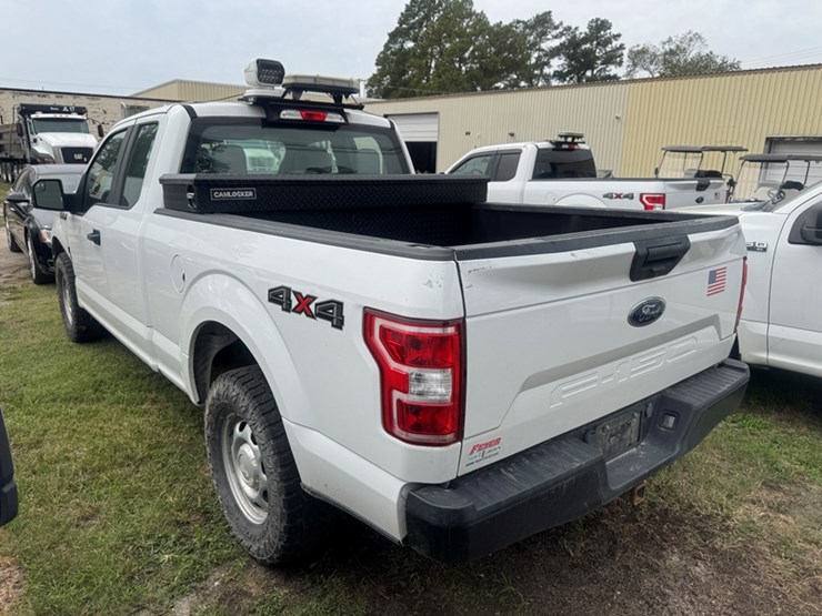 2020-ford-f150-xl-extended-cab-pickup---4wd-5.0l-v8---193,271-miles-showing---1ftfx1e51lfb38258-image-4