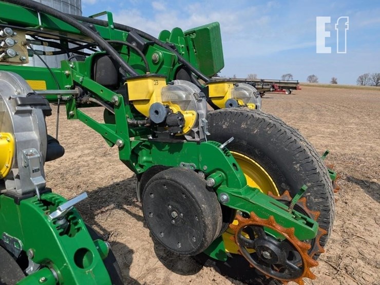 john-deere-1770nt-image-10