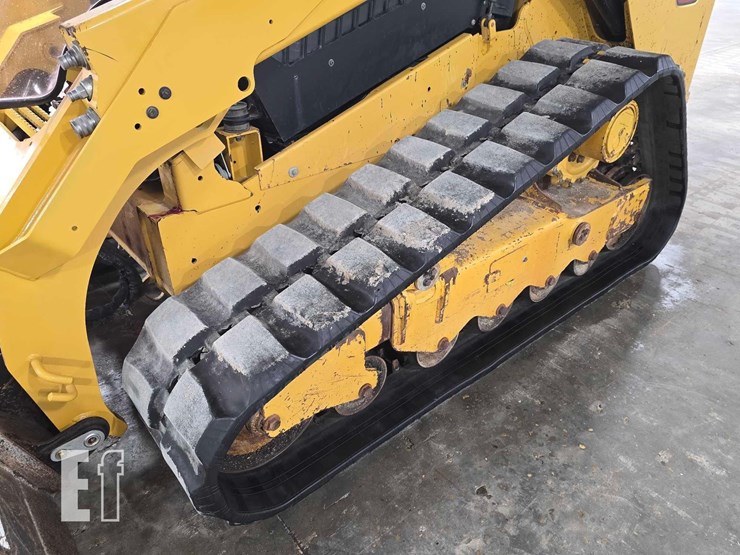 2022-caterpillar-299d3-image-31