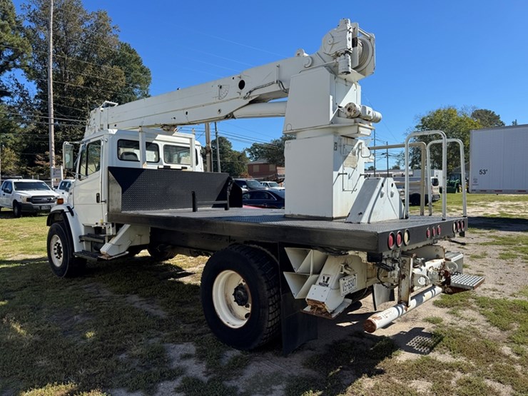 2000-freightliner-fl80-bucket/boom-truck---cat-3126-diesel---spicer-6-speed-manual---miles-unknown-image-4
