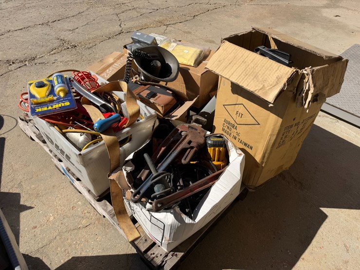 #41632-•-miscellaneous-items-and-tools-image-2