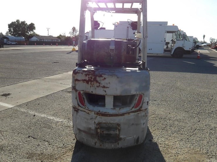 2017-unicarriers-mcp1f2a25lv-forklift-image-13