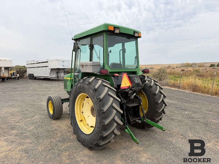 2000-john-deere-5510-tractor-image-3
