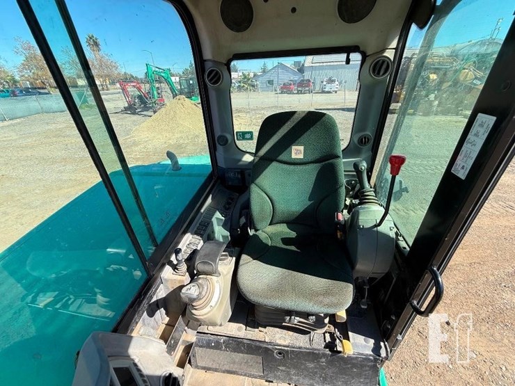 2019-jcb-85z-1-image-33