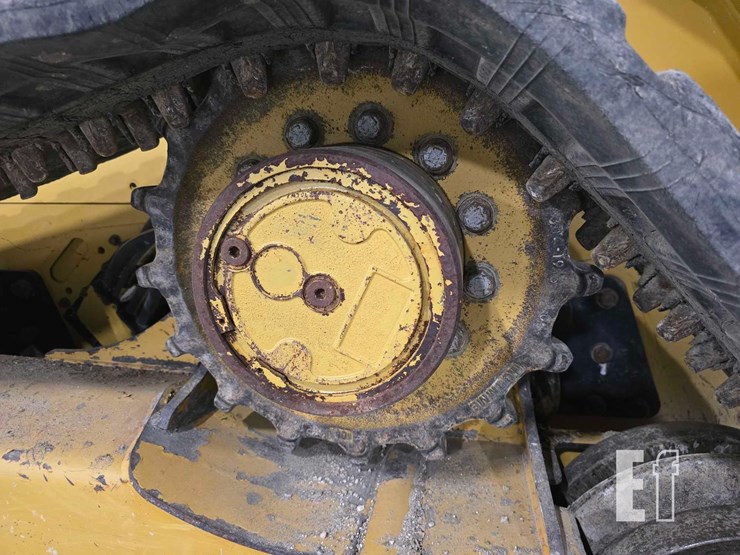 2022-caterpillar-289d3-image-28