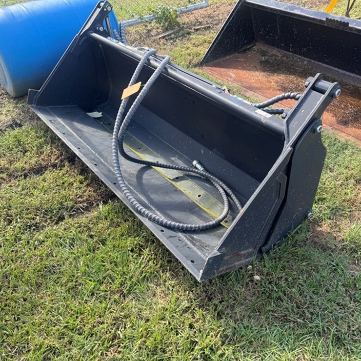 66" 4-IN-1 SKID STEER BUCKET