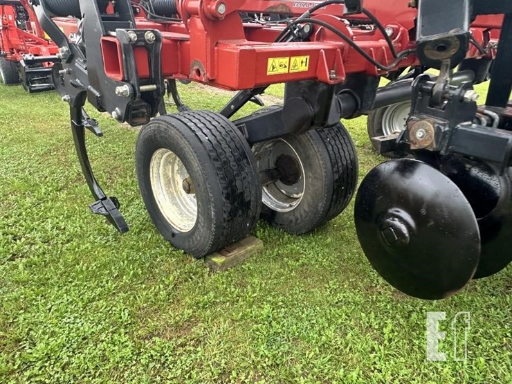 case-ih-ecolo-tiger-875-image-10